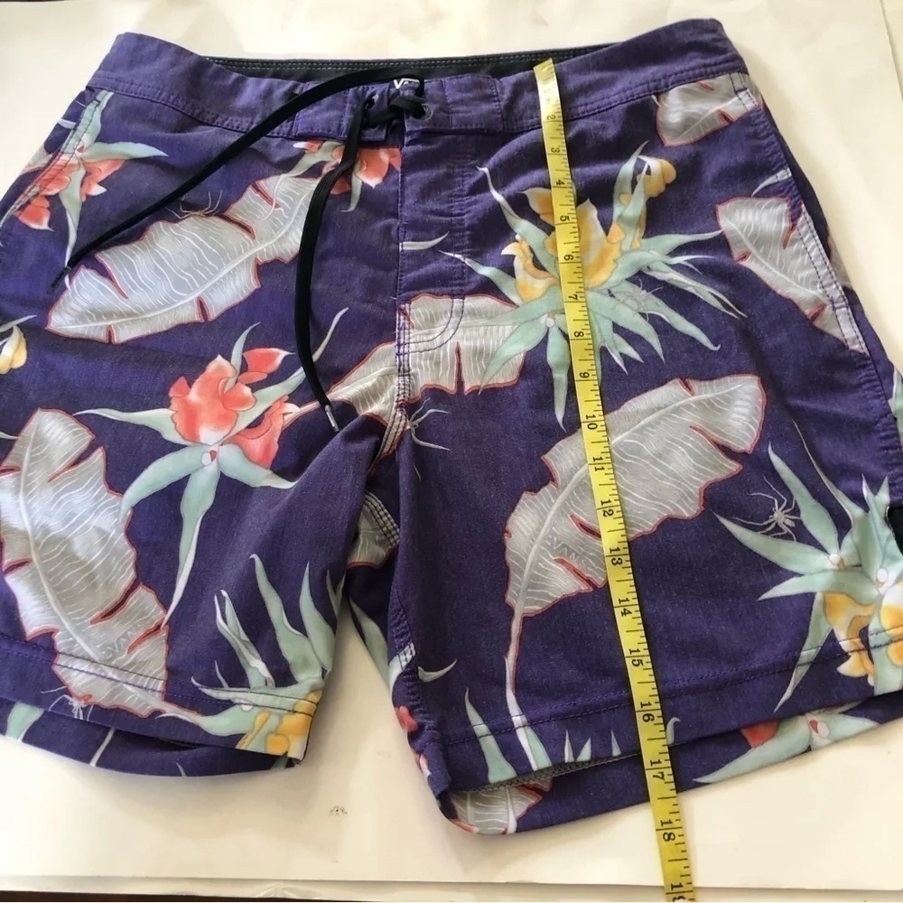 VANS Off The Wall Men’s Arachnafloria Floral Stretch Board Shorts Size 32